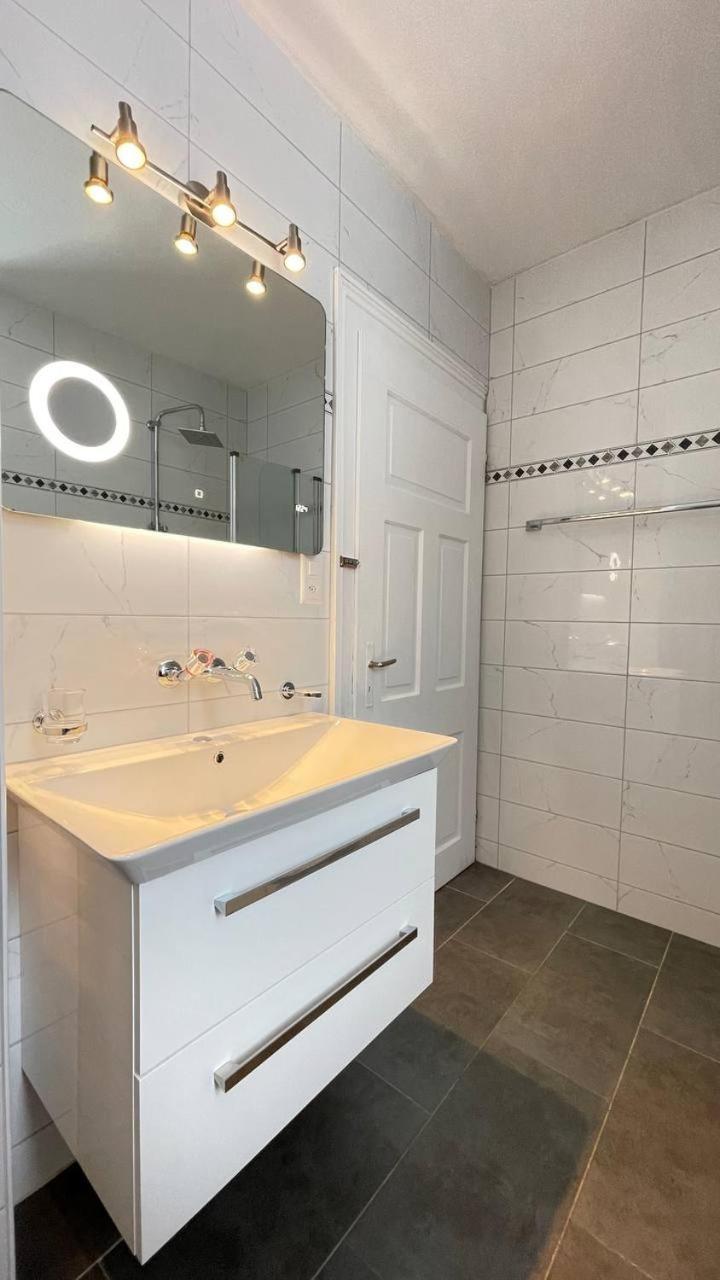 Villa Zentrum Haus Давос Екстериор снимка